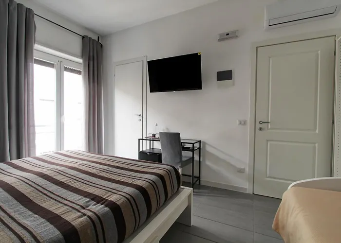 Vatican Central Suites
